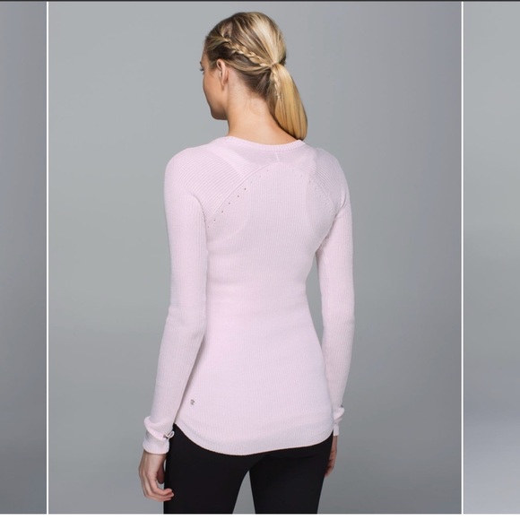 Lululemon Cabin Yogi LS BNWT 6 or 8 Neutral Blush - Picture 2 of 4
